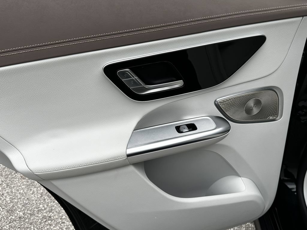 Certified 2023 Mercedes-Benz EQE 350+ 4MATIC SUV image 25