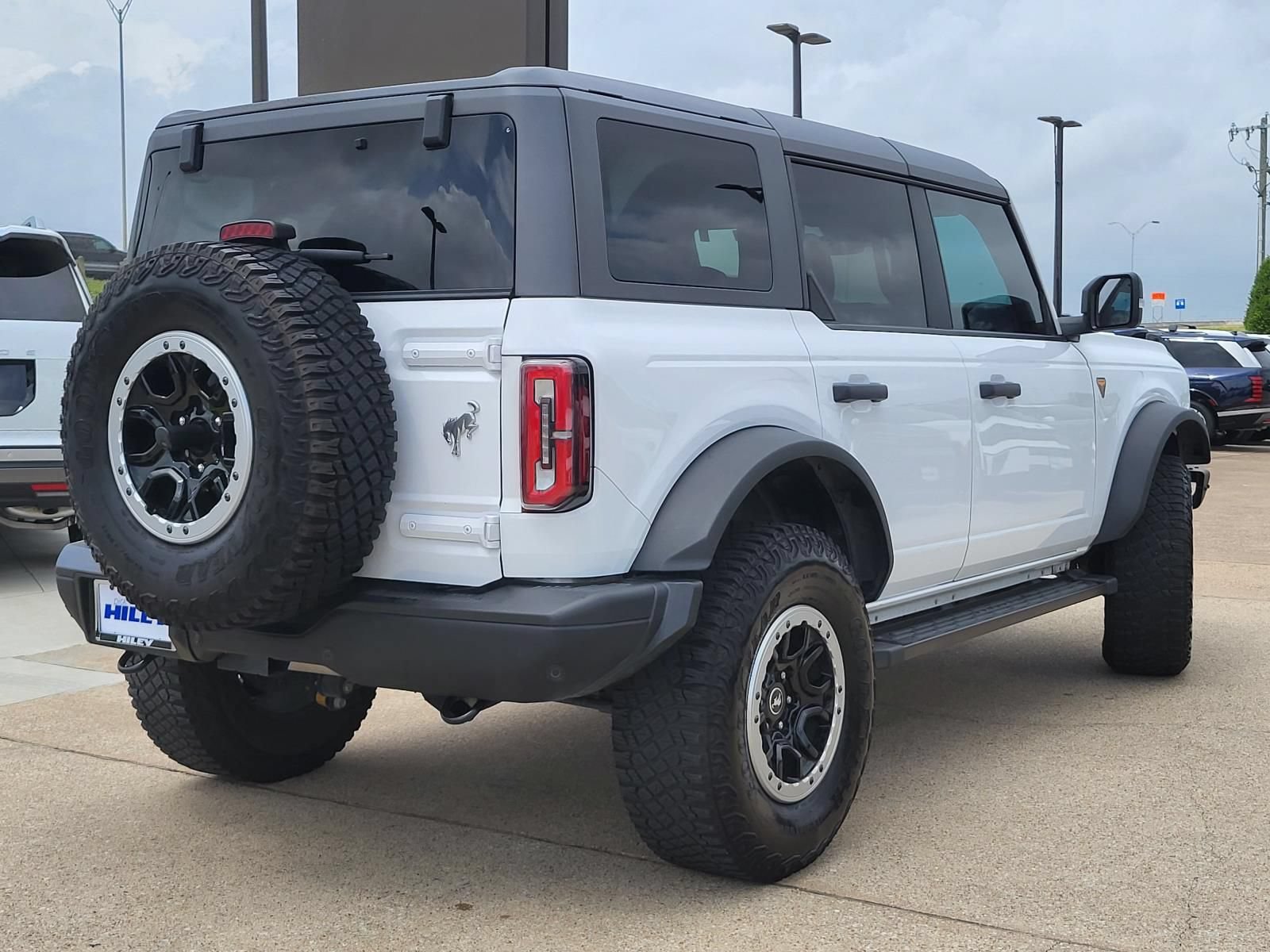 Used 2024 Ford Bronco Badlands AWD/4WD image 4