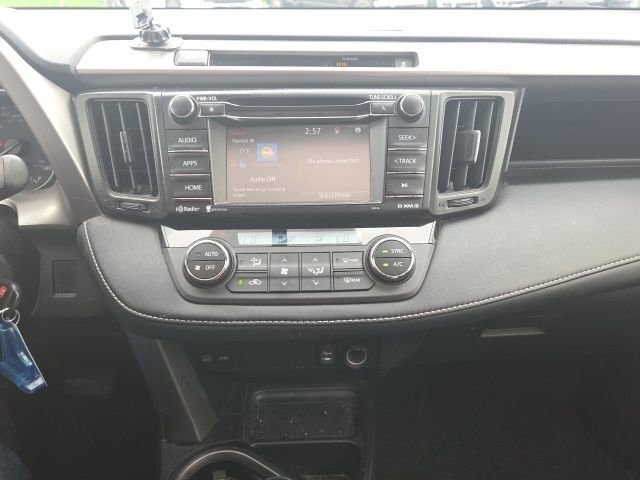 Used 2016 Toyota RAV4 XLE AWD/4WD image 28