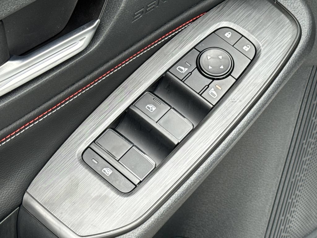 New 2026 Nissan Sentra SR w/ SR Premium Package FWD image 8