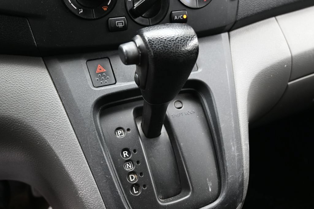 Used 2017 Chevrolet City Express LT w/ Technology Package FWD image 28
