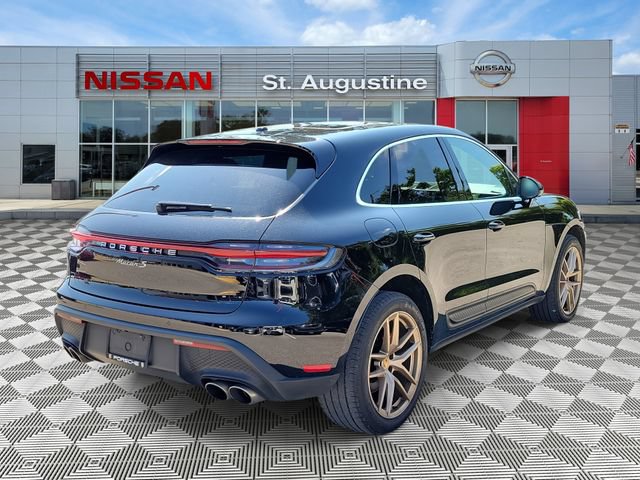 Used 2023 Porsche Macan S AWD/4WD image 2