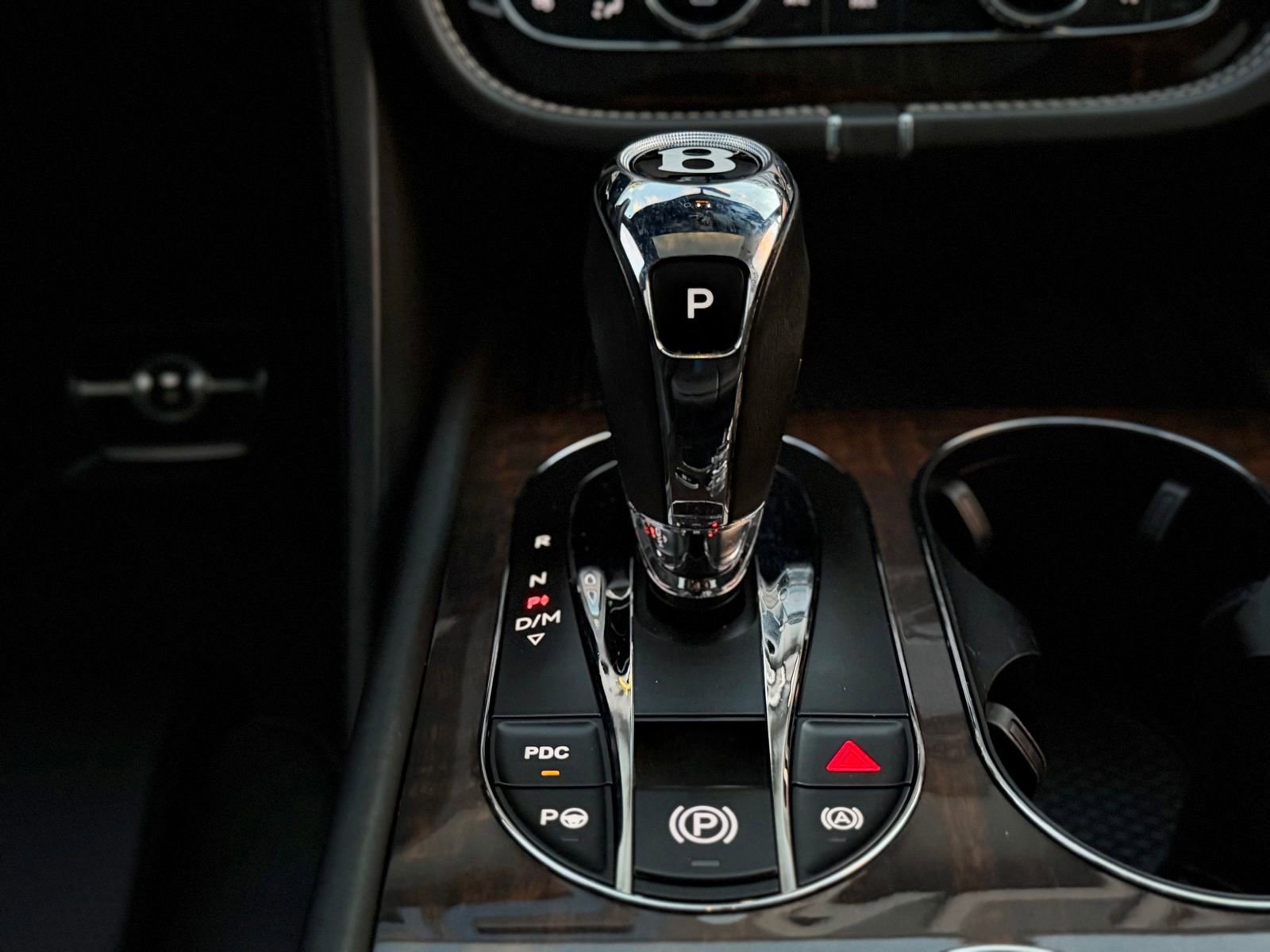 Used 2019 Bentley Bentayga AWD/4WD image 45