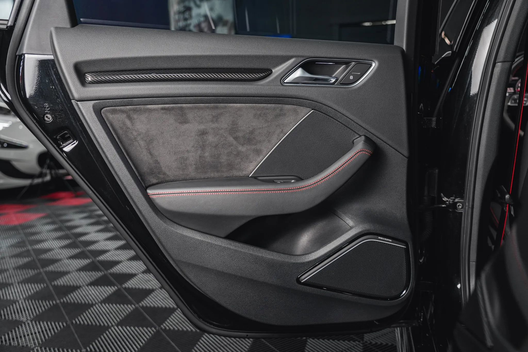 Used 2020 Audi RS 3 w/ Navigation Package image 40