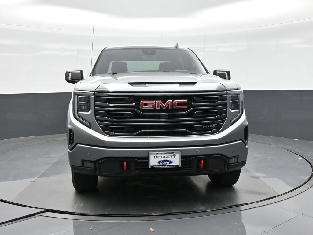 Used 2024 GMC Sierra 1500 AT4 w/ Technology Package image 19