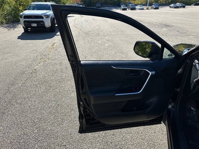 Certified 2019 Toyota RAV4 LE w/ All Weather Liner Package AWD/4WD image 25
