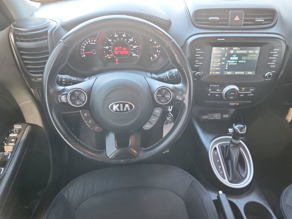 Used 2019 Kia Soul + FWD image 9