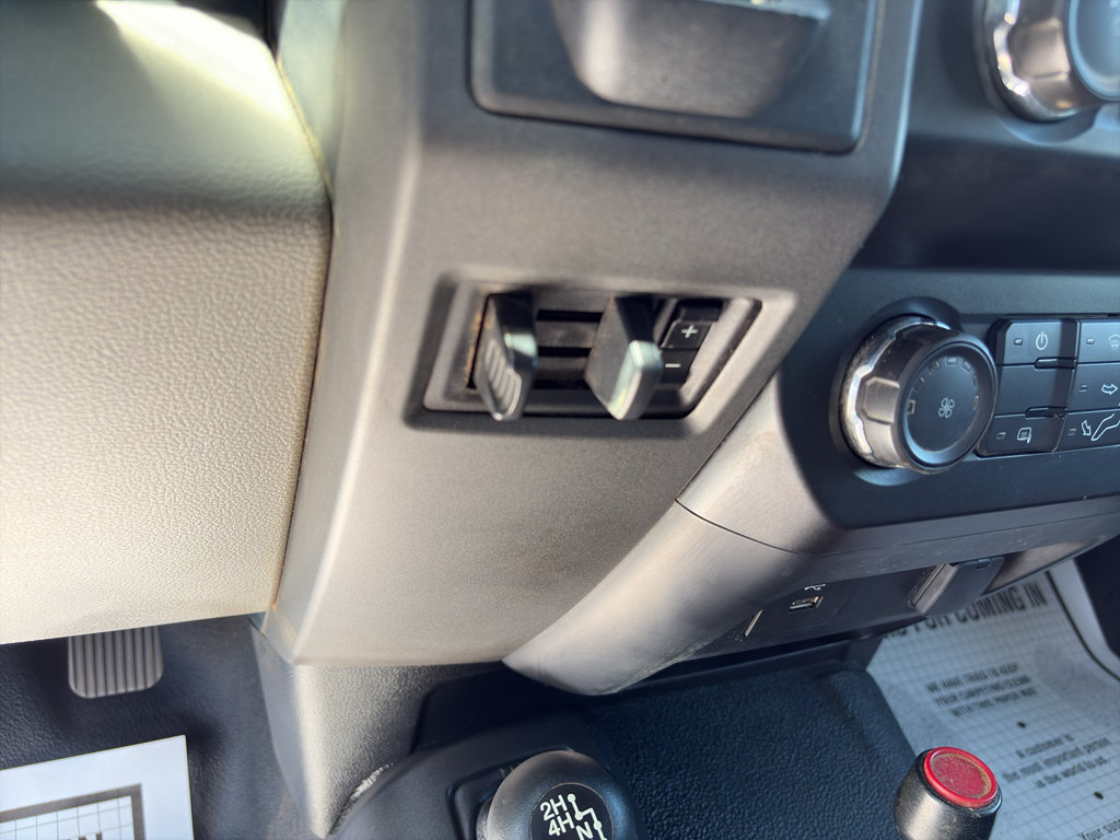 Used 2019 Ford F550 4x4 Regular Cab Super Duty image 14