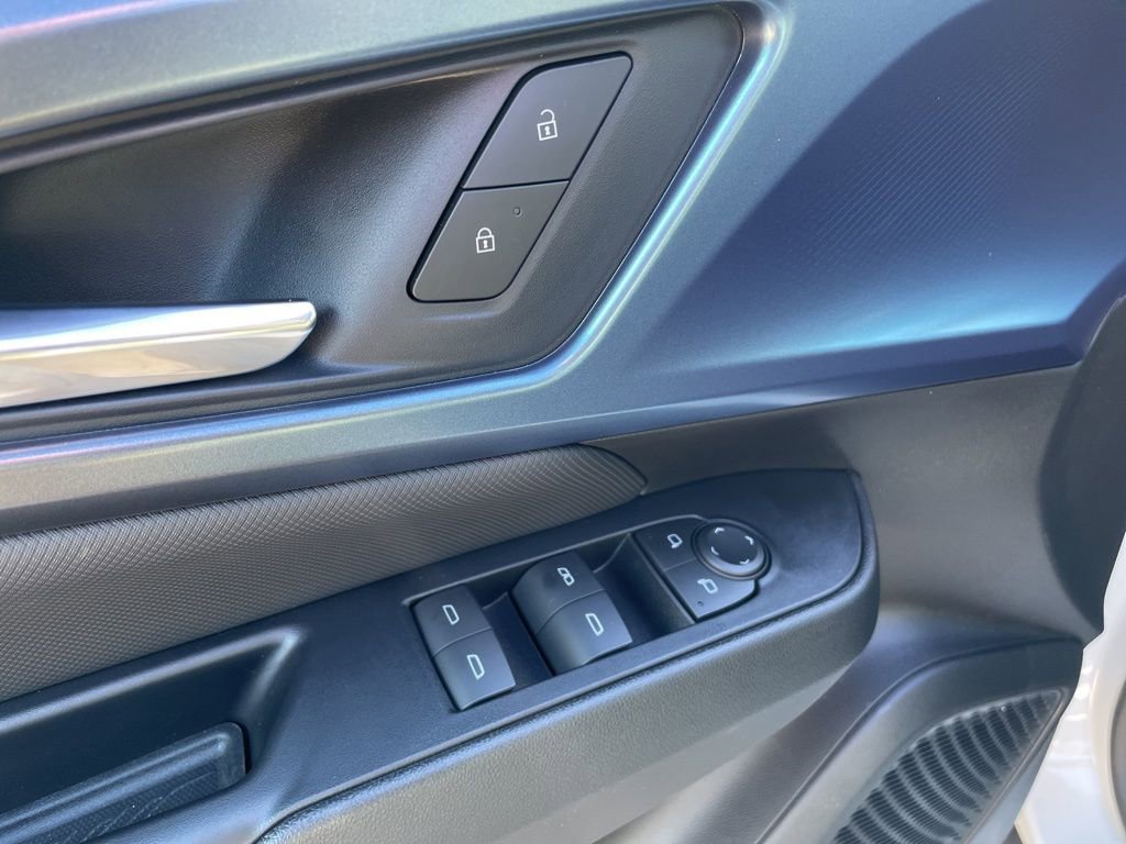 New 2026 Chevrolet Equinox EV LT image 6