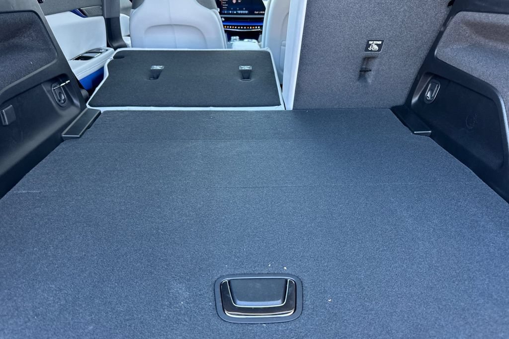 New 2027 Cadillac Optiq Luxury RWD image 16