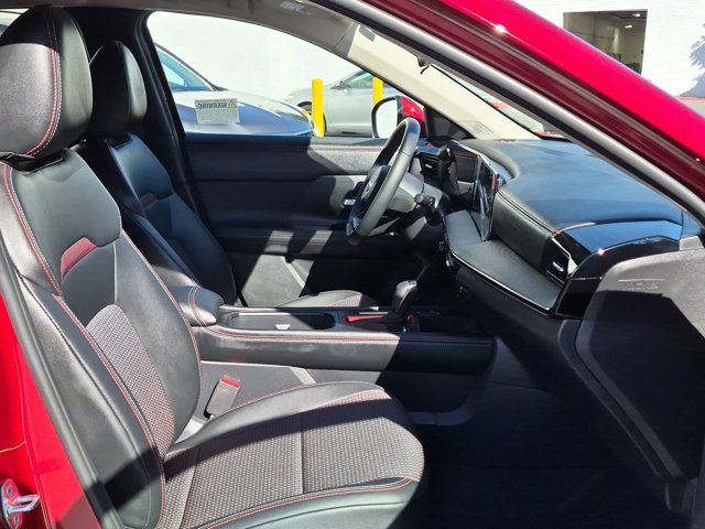 Used 2025 Nissan Kicks SR FWD image 19