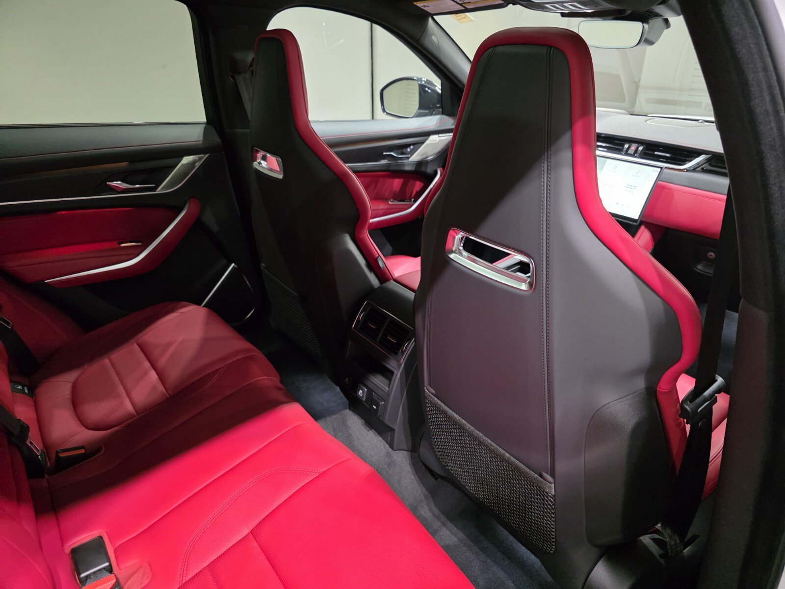 New 2026 Jaguar F-PACE R-Dynamic S AWD/4WD image 22