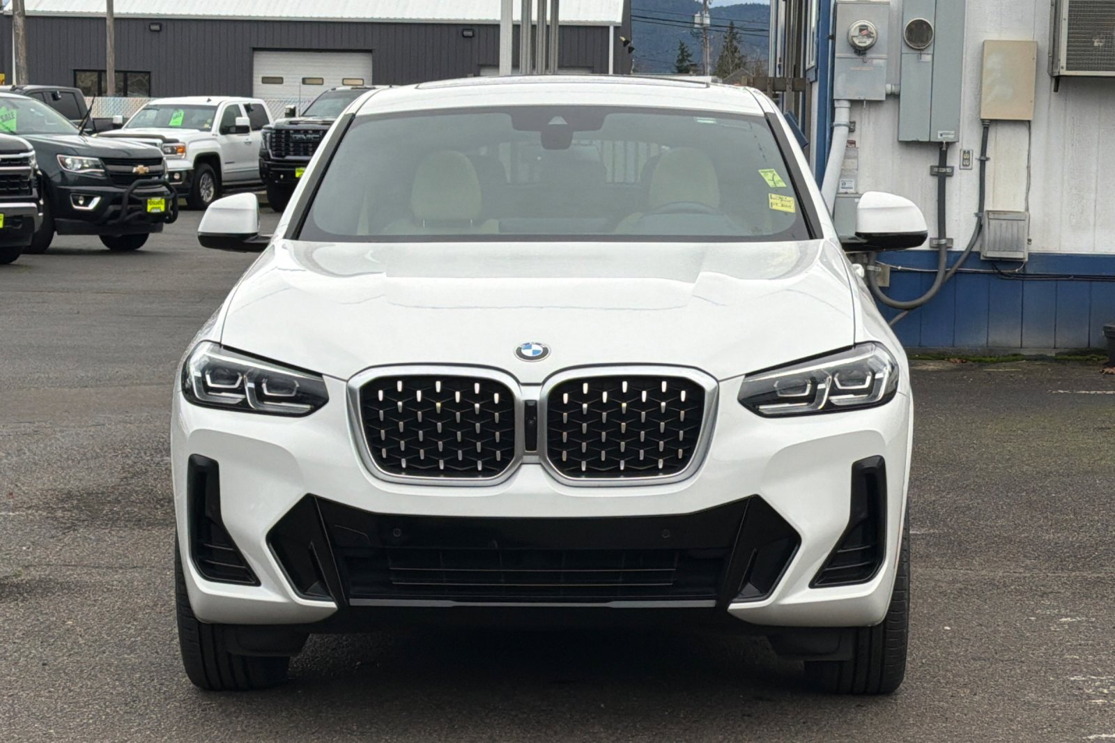 Used 2022 BMW X4 xDrive30i w/ M Sport Package 2 image 6