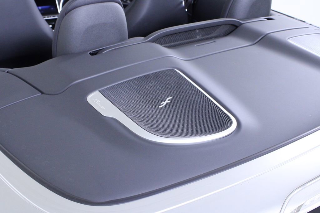 Used 2026 Mercedes-Benz CLE 53 AMG 4MATIC Cabriolet image 15