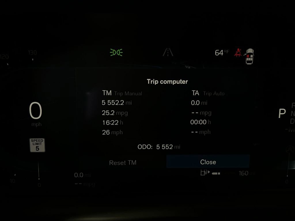 Certified 2025 Volvo XC60 B5 Core w/ Climate Package image 12