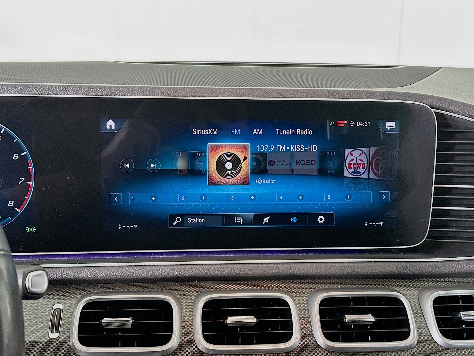 Used 2020 Mercedes-Benz GLE 450 4MATIC image 21