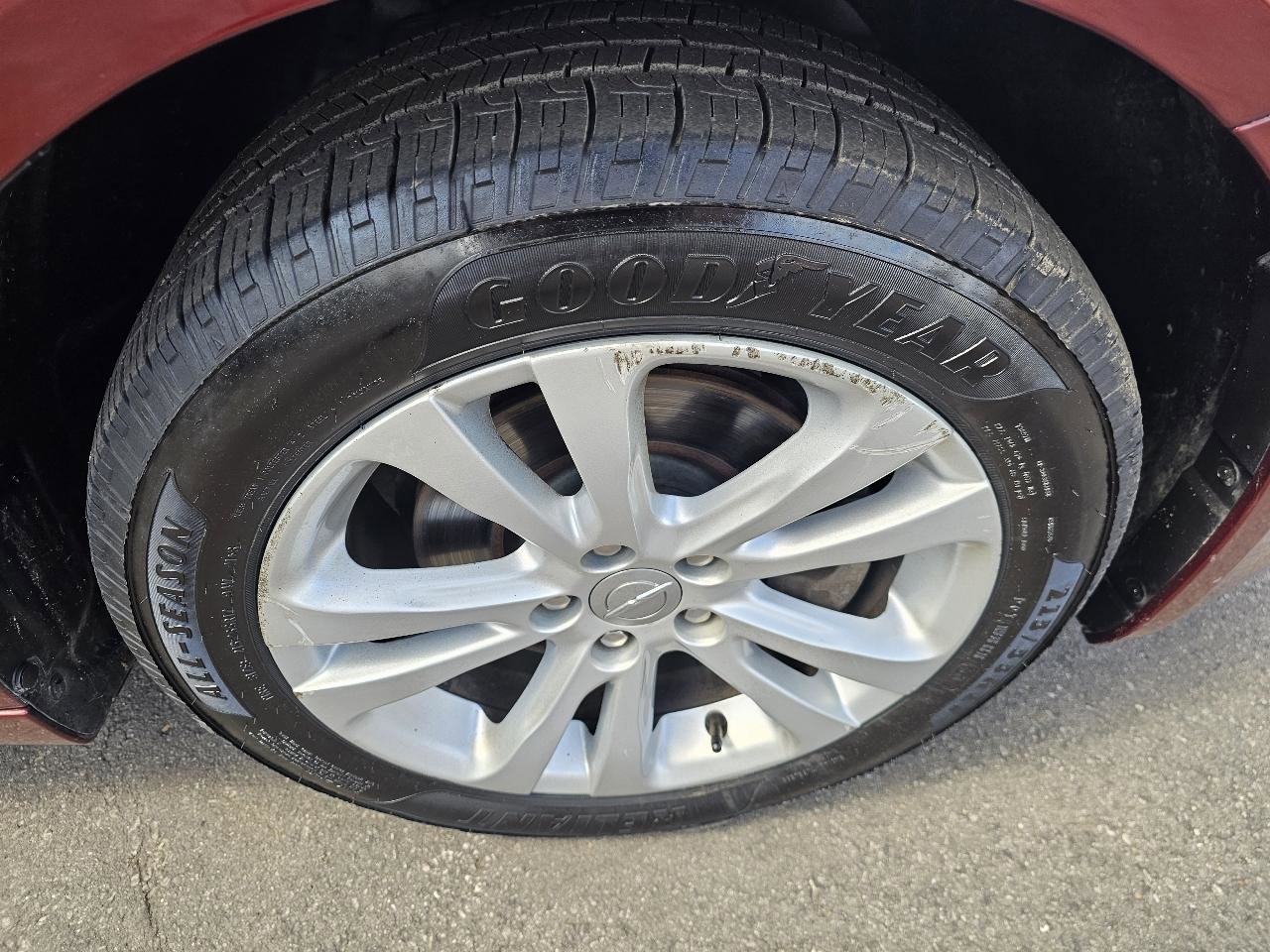 Used 2016 Chrysler 200 Limited image 14