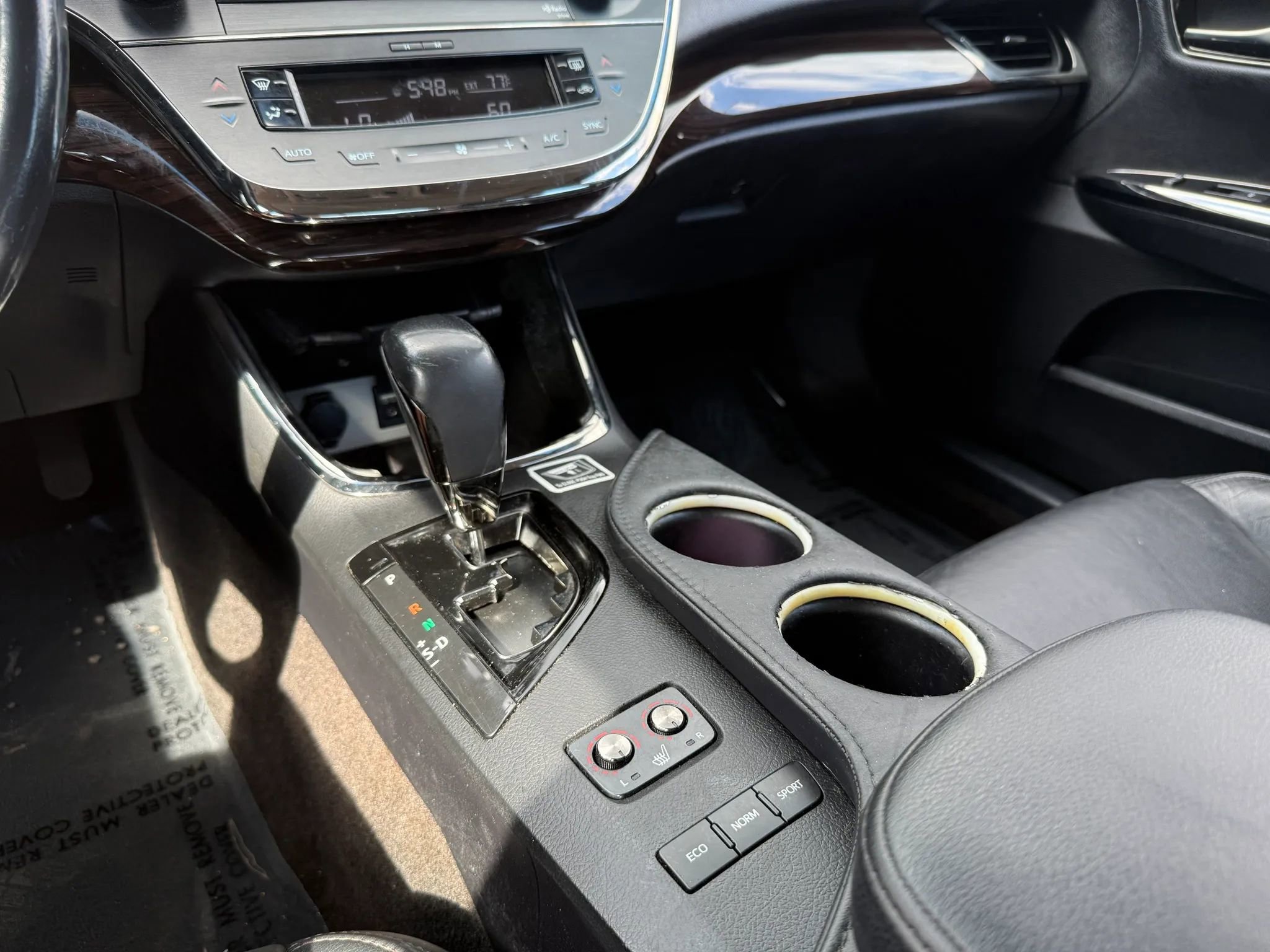 Used 2014 Toyota Avalon XLE Touring FWD image 24