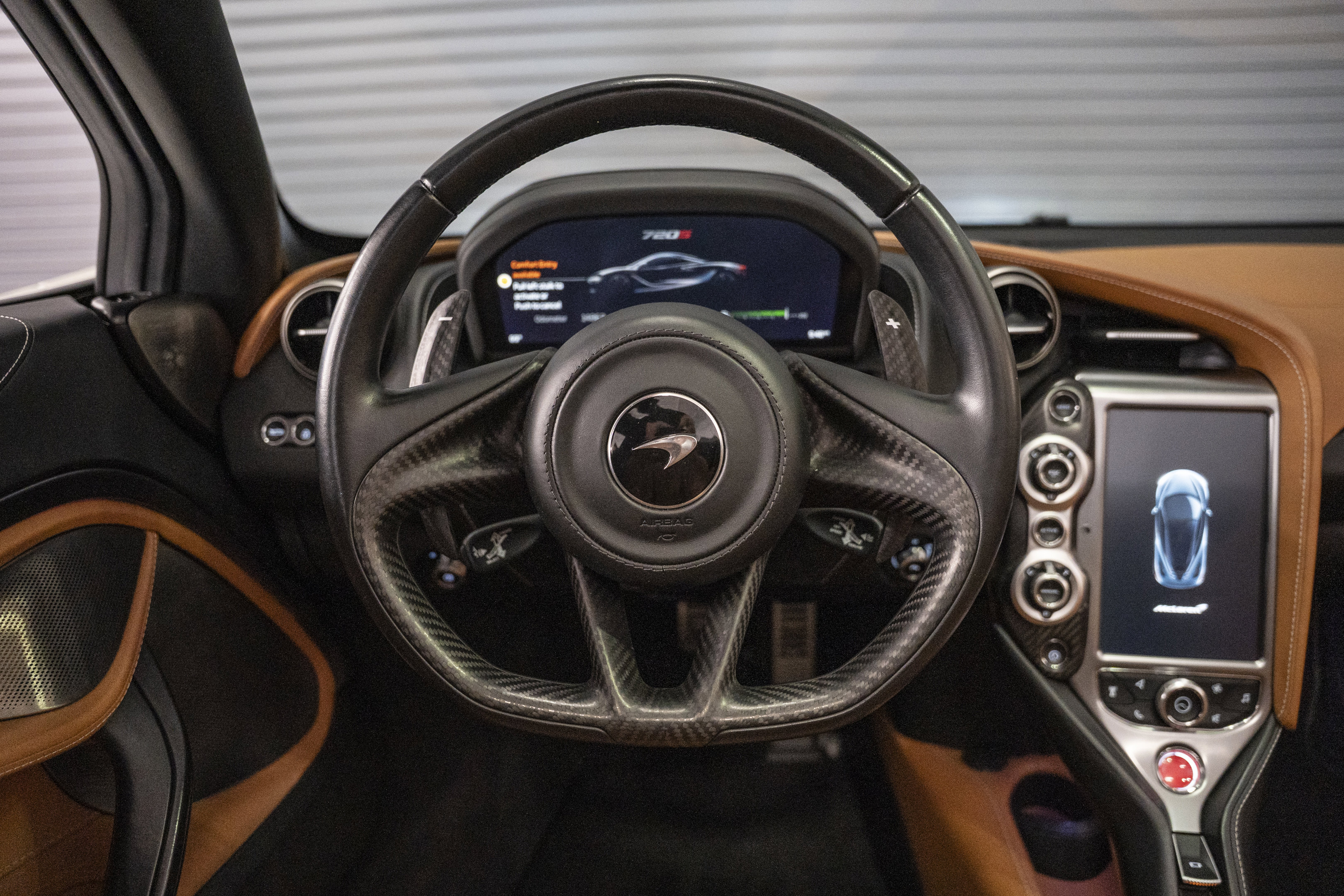 Used 2020 McLaren 720S Spider image 39