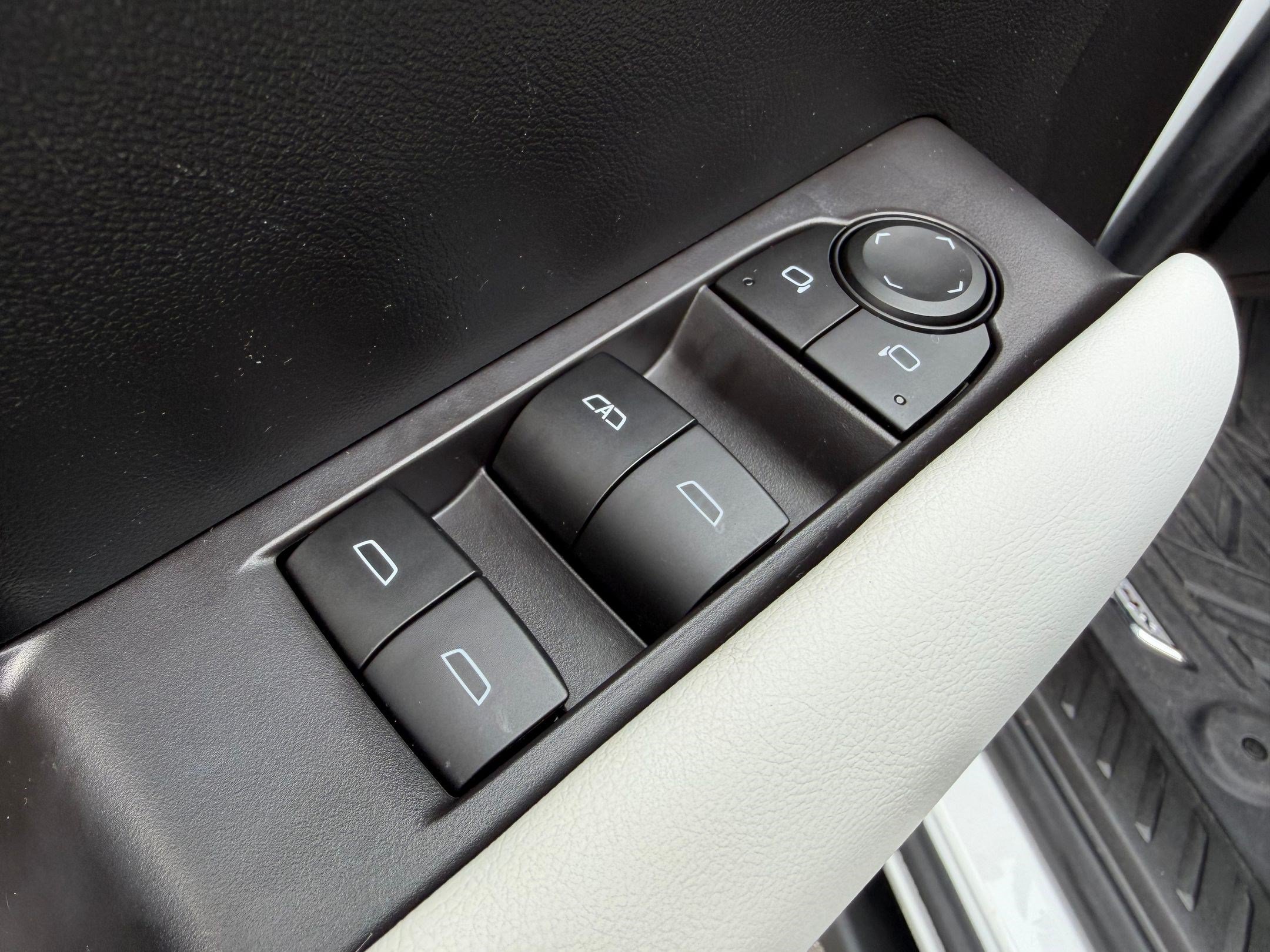 Used 2023 GMC Canyon AT4X w/ Edition 1 AWD/4WD image 13