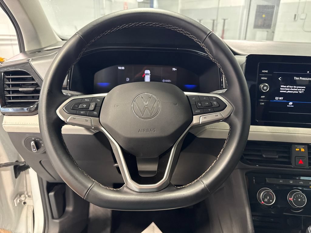 Used 2025 Volkswagen Taos S FWD image 6