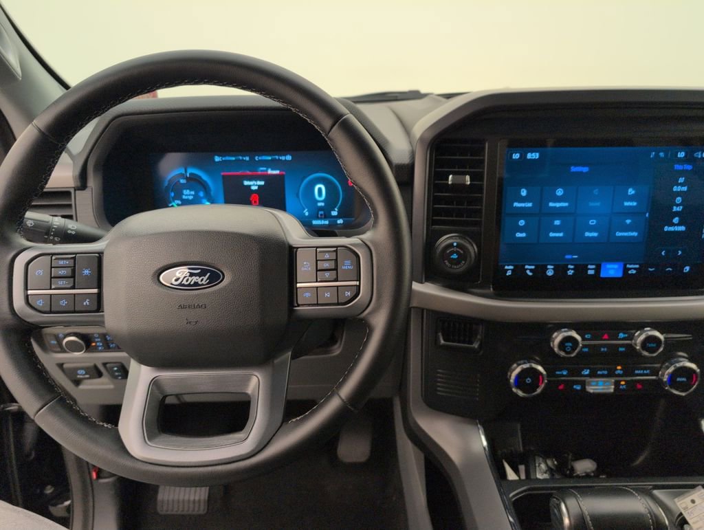 Used 2025 Ford F150 Lightning XLT image 24