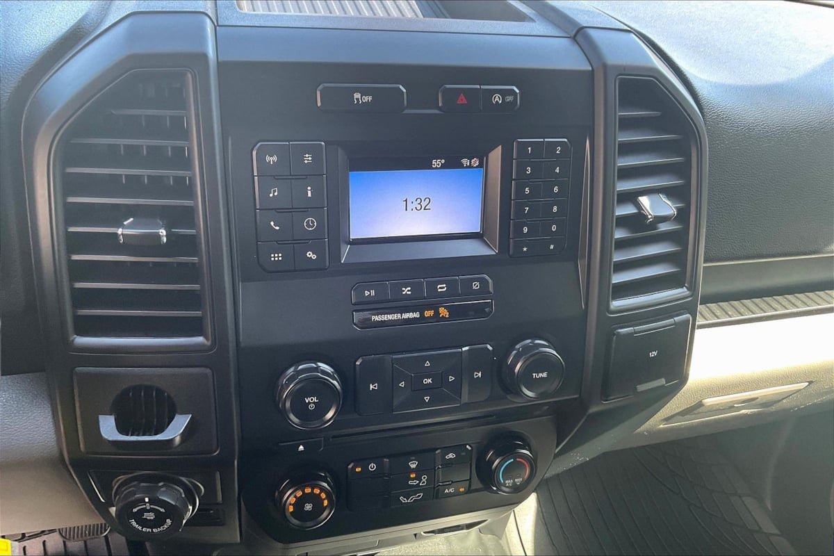 Used 2018 Ford F150 XL w/ Equipment Group 101A Mid RWD image 10