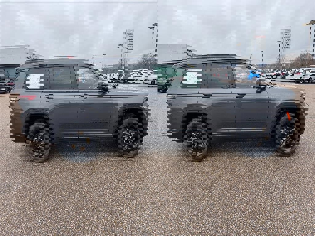 New 2025 Jeep Grand Cherokee L Limited w/ Luxury Tech Group II video 2