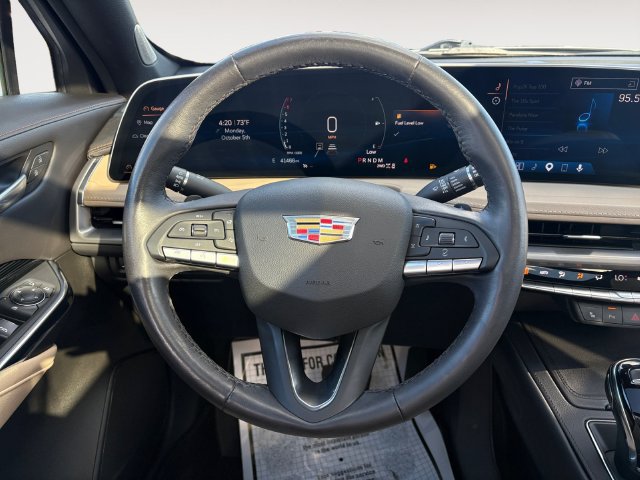 Used 2024 Cadillac XT4 Luxury w/ Cold Weather Package AWD/4WD image 12