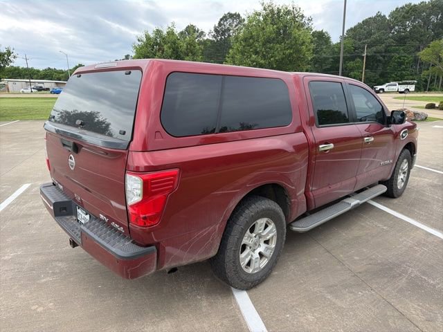 Used 2017 Nissan Titan SV AWD/4WD image 8
