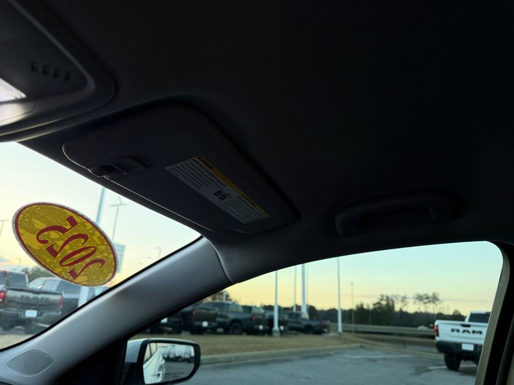 Used 2025 Chevrolet Malibu LS image 21