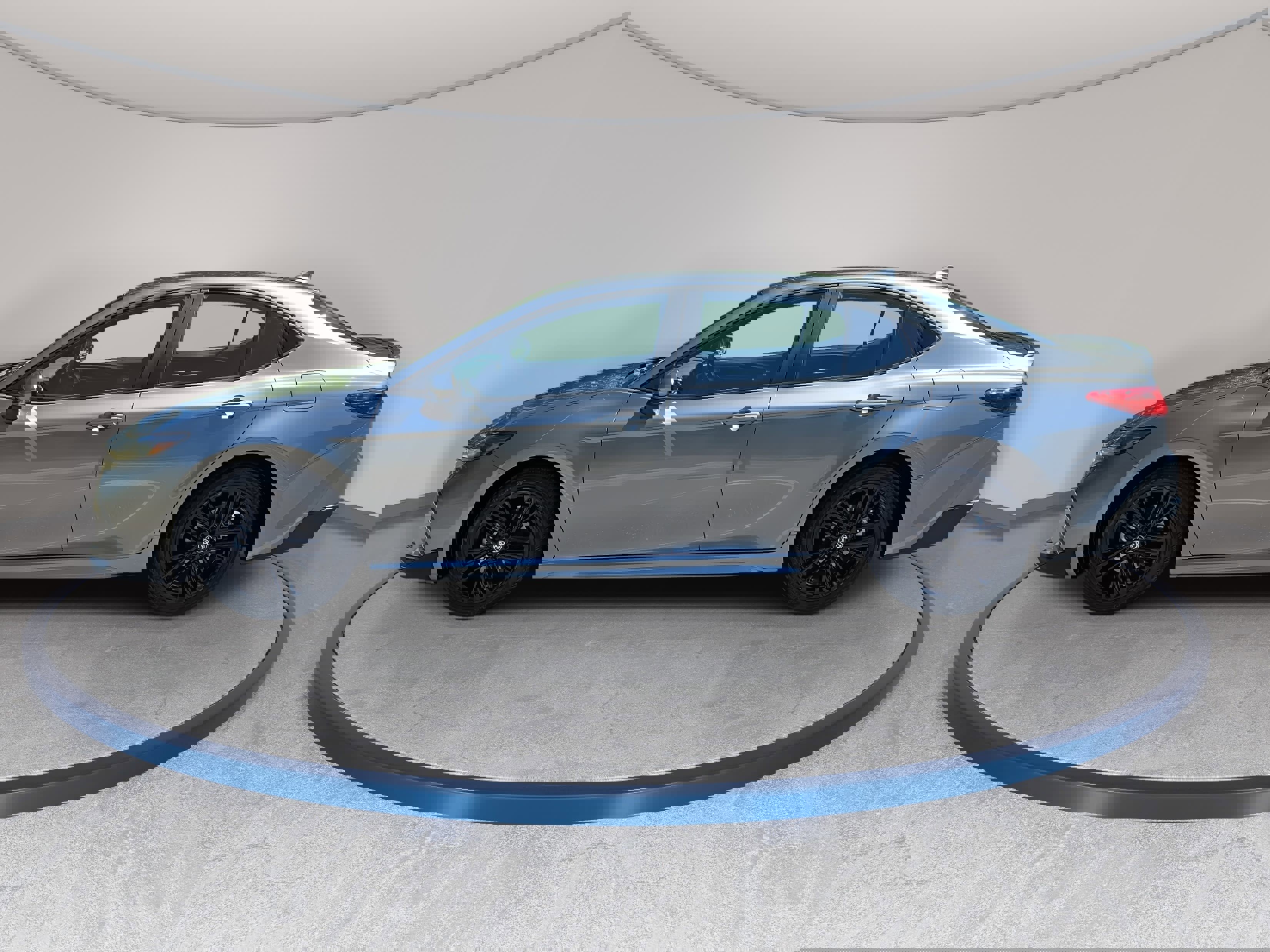 Used 2025 Toyota Camry SE FWD image 8