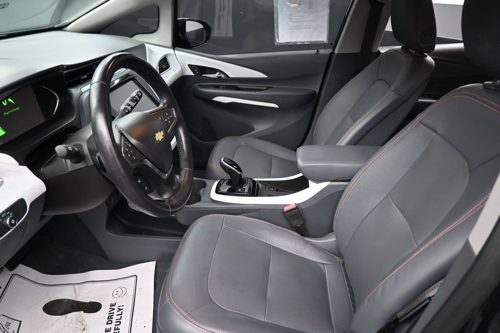 Used 2019 Chevrolet Bolt Premier w/ Infotainment Package FWD image 23