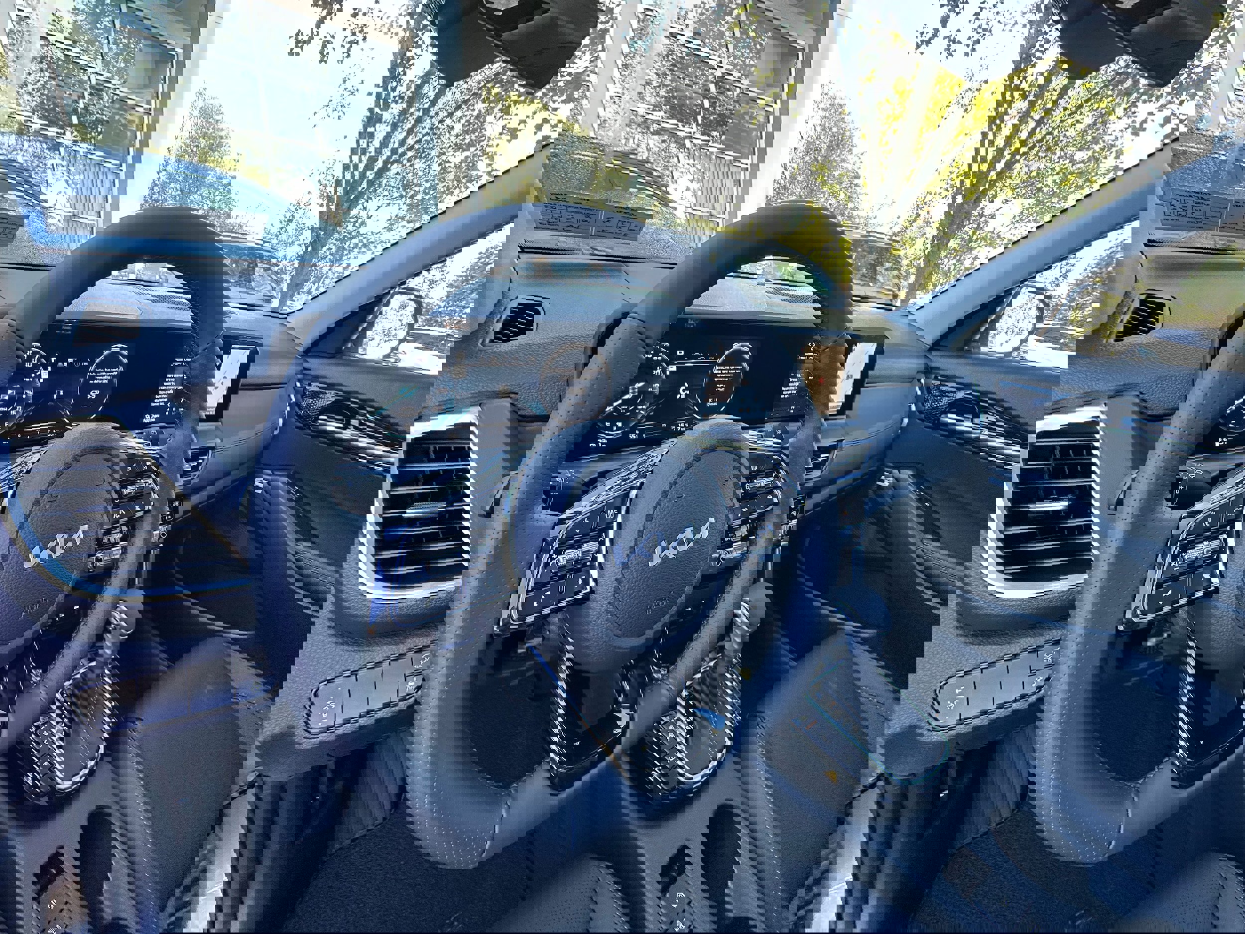 New 2026 Kia Seltos SX w/ SX Sunroof Package image 35