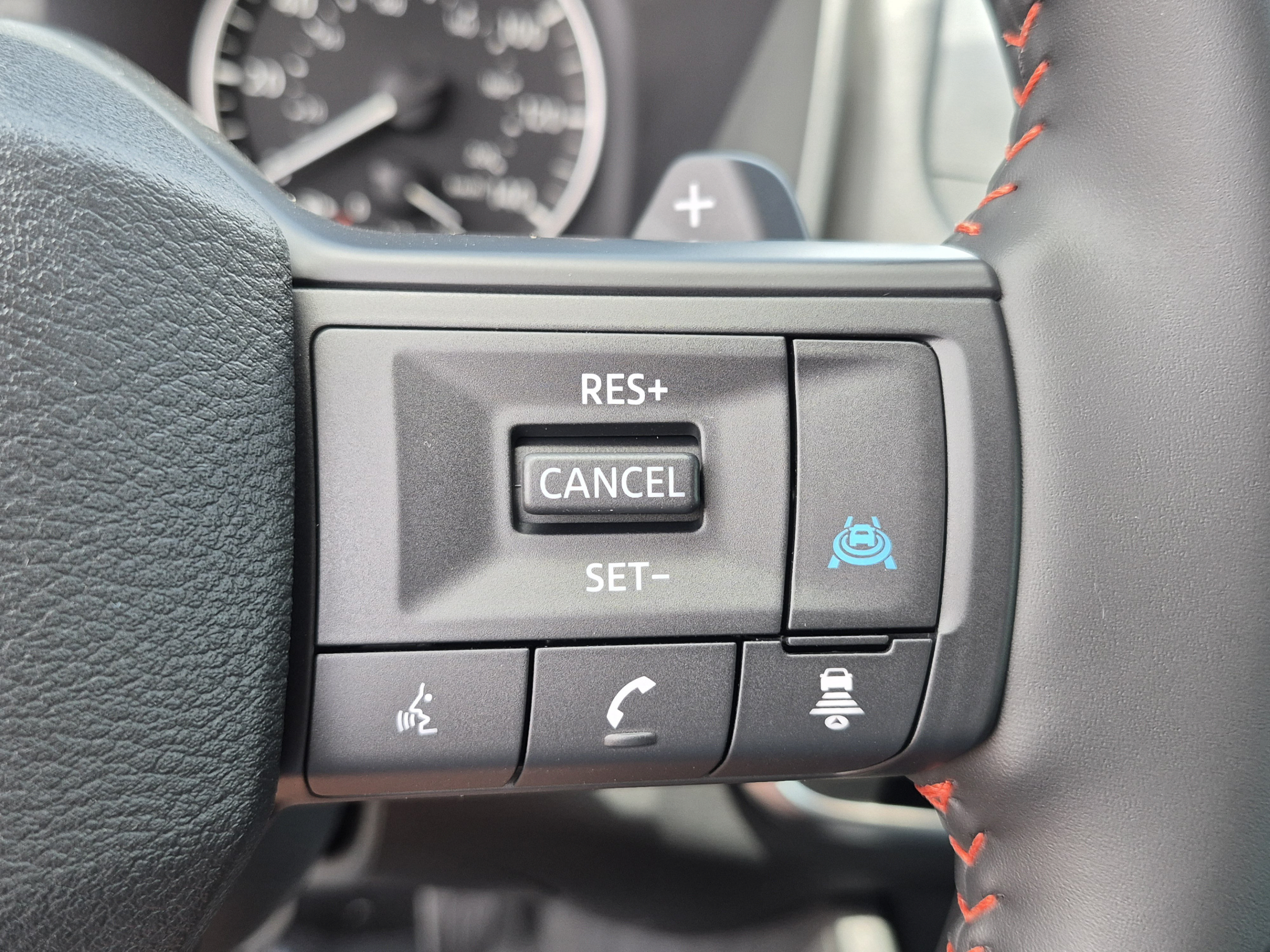 New 2026 Nissan Rogue SV AWD/4WD image 32