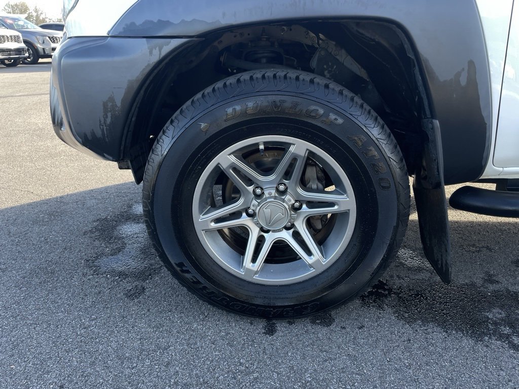 Used 2014 Toyota Tacoma PreRunner image 28