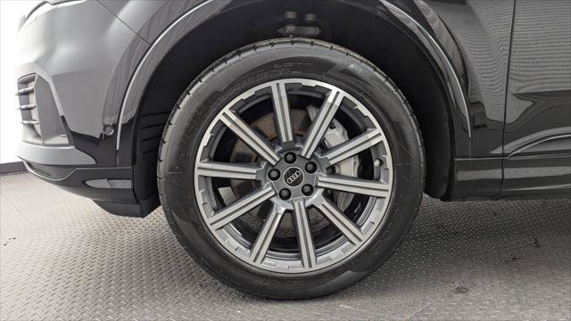 Used 2023 Audi Q7 2.0T Premium Plus w/ Premium Plus Package AWD/4WD image 29