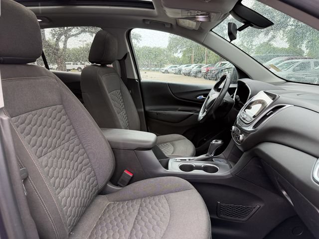 Used 2018 Chevrolet Equinox LT w/ Sun & Infotainment Package FWD image 15