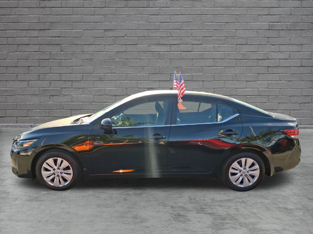 Certified 2025 Nissan Sentra S FWD image 5