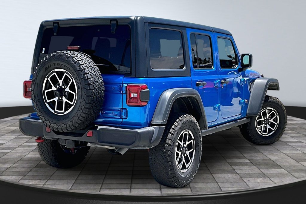 Certified 2025 Jeep Wrangler Unlimited Rubicon w/ Convenience Group AWD/4WD image 22