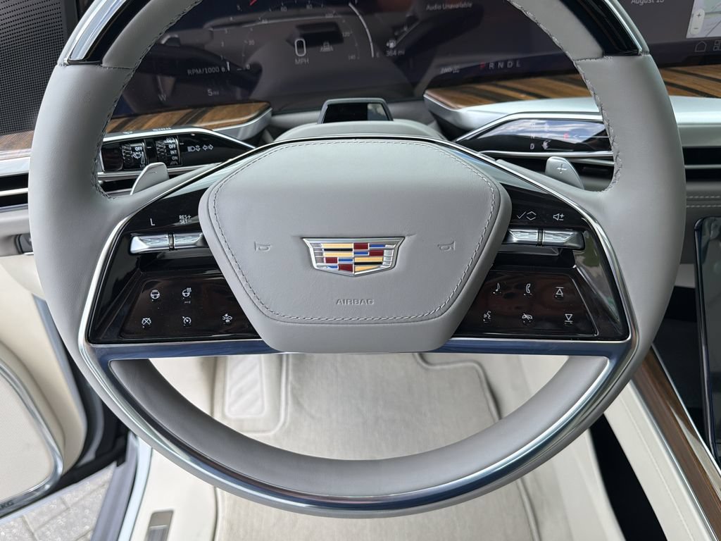 New 2026 Cadillac Escalade ESV Platinum Luxury w/ LPO, Radiant Package AWD/4WD image 31