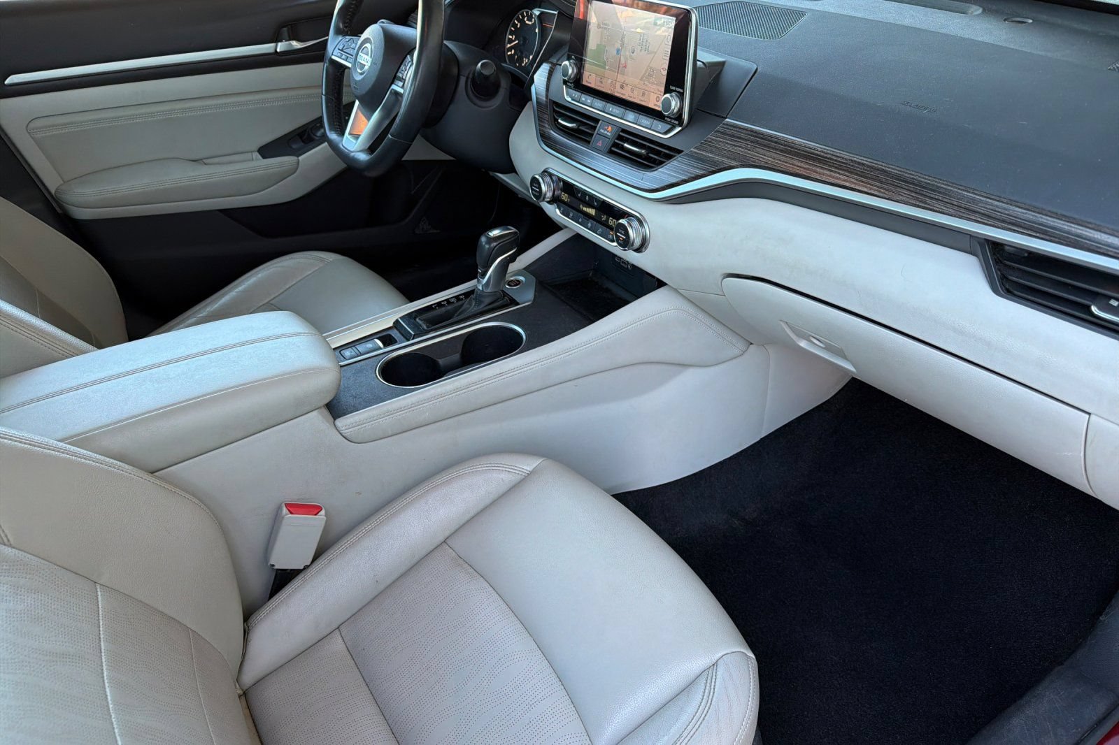 Used 2019 Nissan Altima 2.5 Platinum FWD image 14