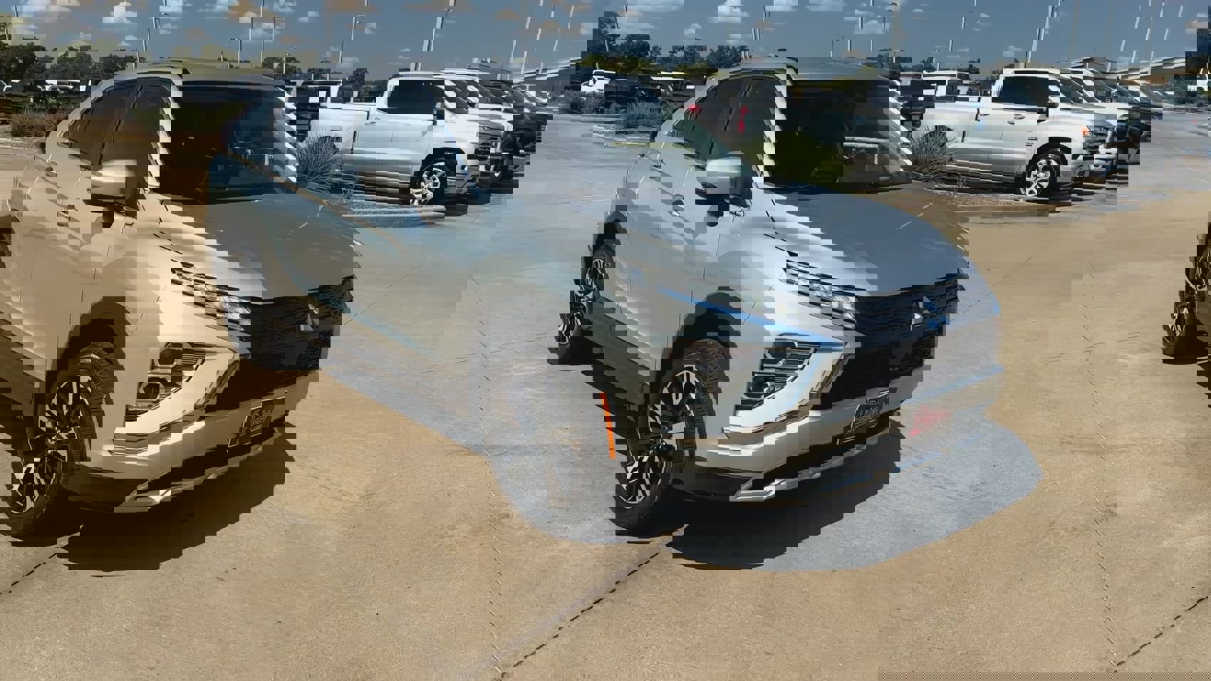 Used 2024 Mitsubishi Eclipse Cross SE image 3