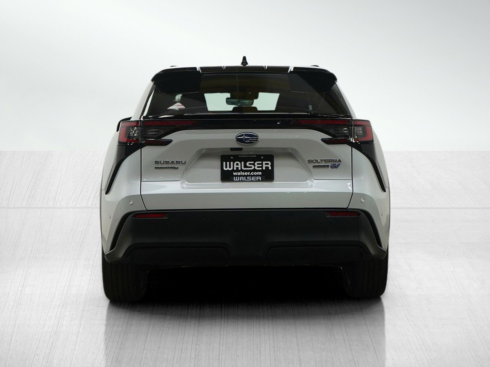 Used 2024 Subaru Solterra Touring w/ Touring Package image 4