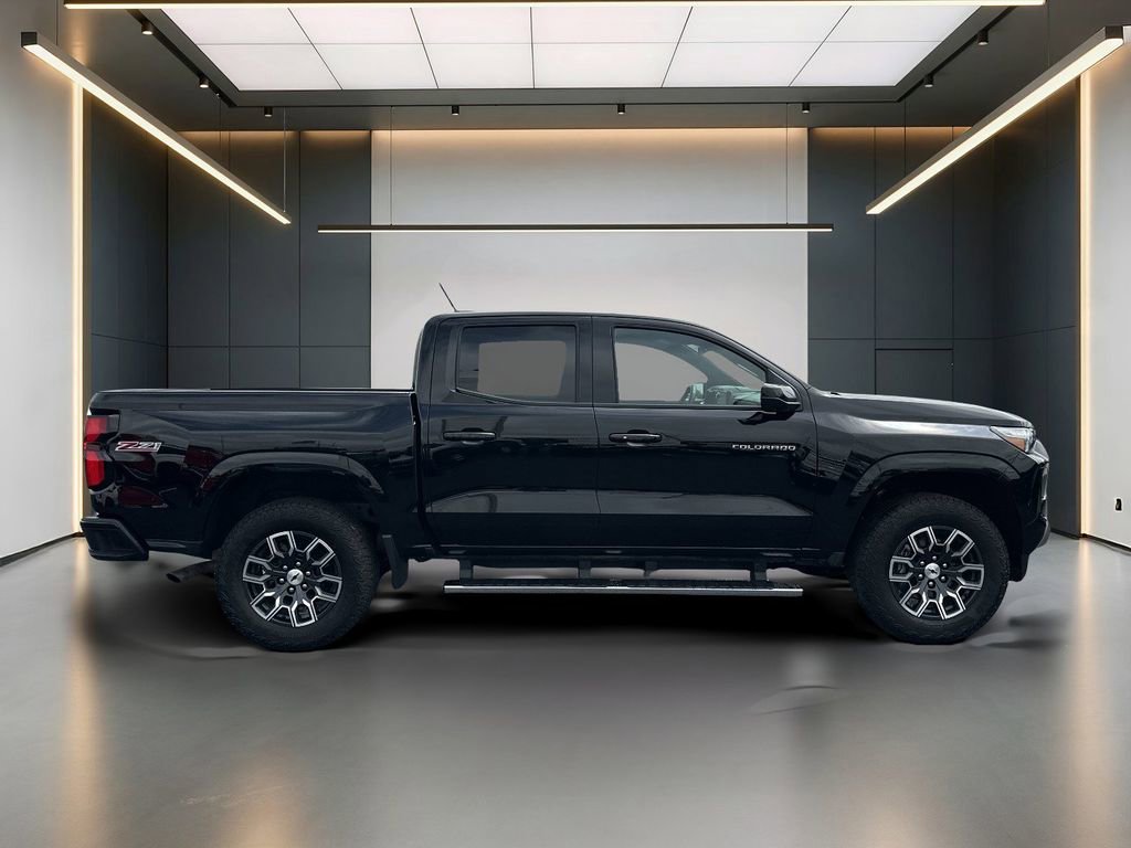 Certified 2024 Chevrolet Colorado Z71 w/ Z71 Convenience Package 2 AWD/4WD image 6