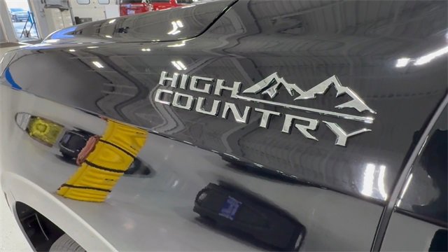 New 2026 Chevrolet Suburban High Country w/ Sun And Tow Package image 17