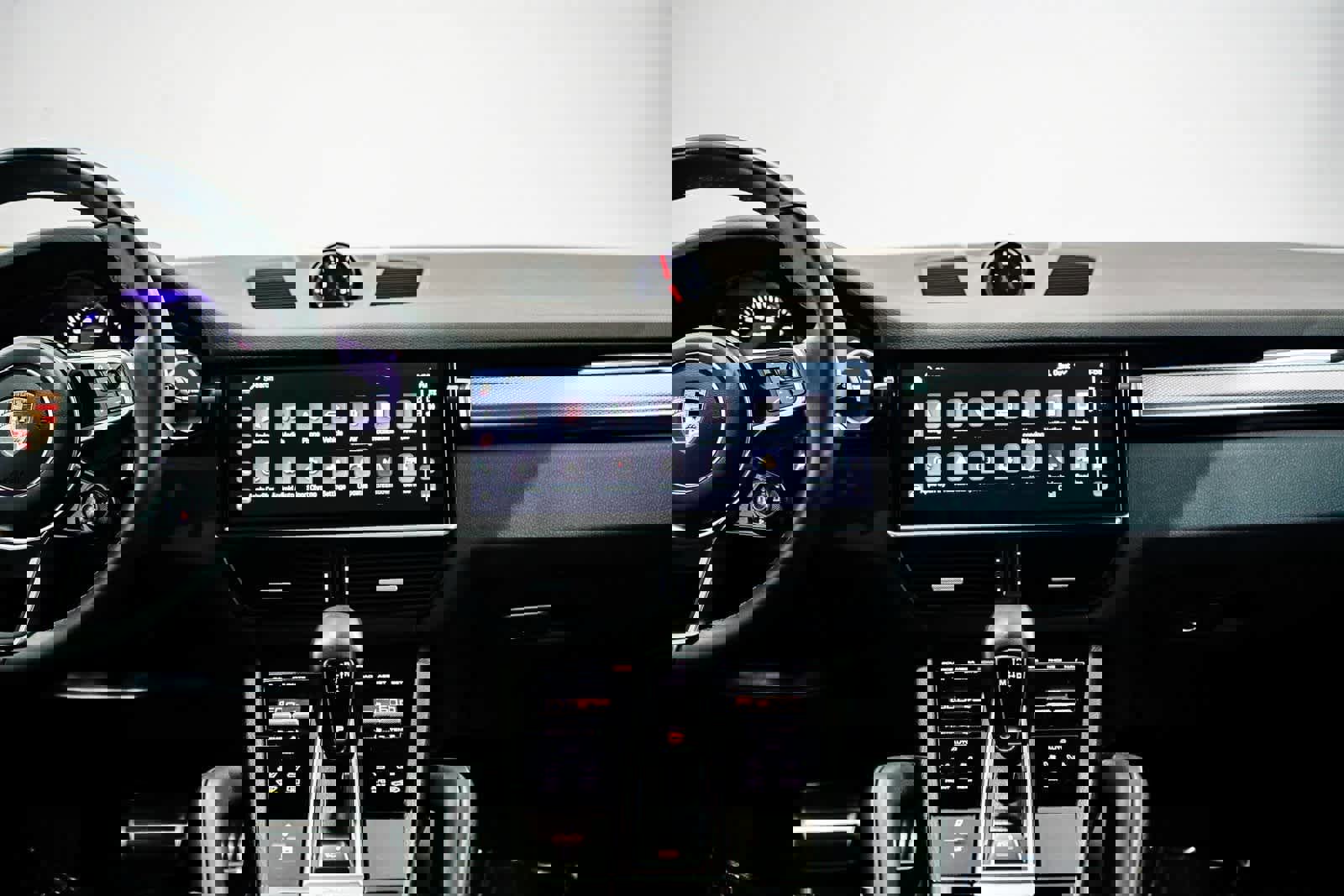 Used 2023 Porsche Cayenne S Platinum image 13