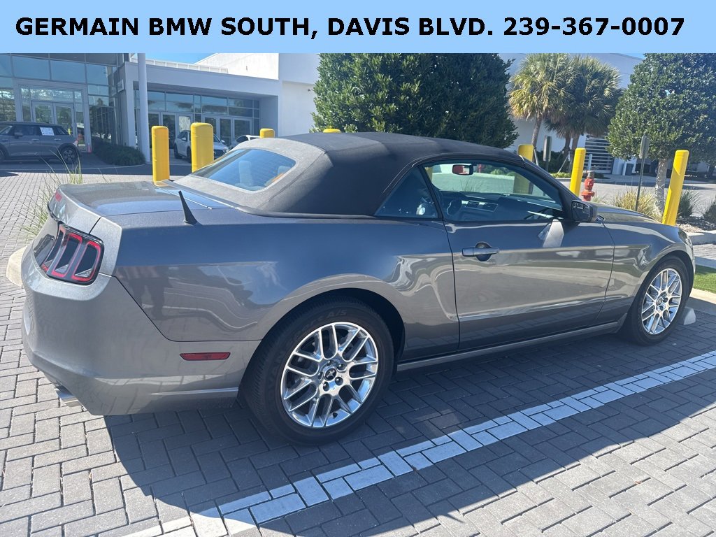 Used 2014 Ford Mustang Convertible w/ Equipment Group 102A image 4