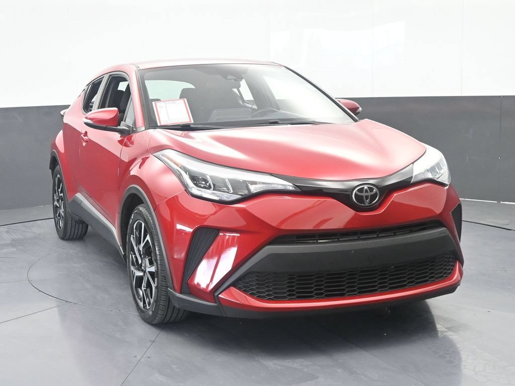 Used 2021 Toyota C-HR XLE FWD image 9