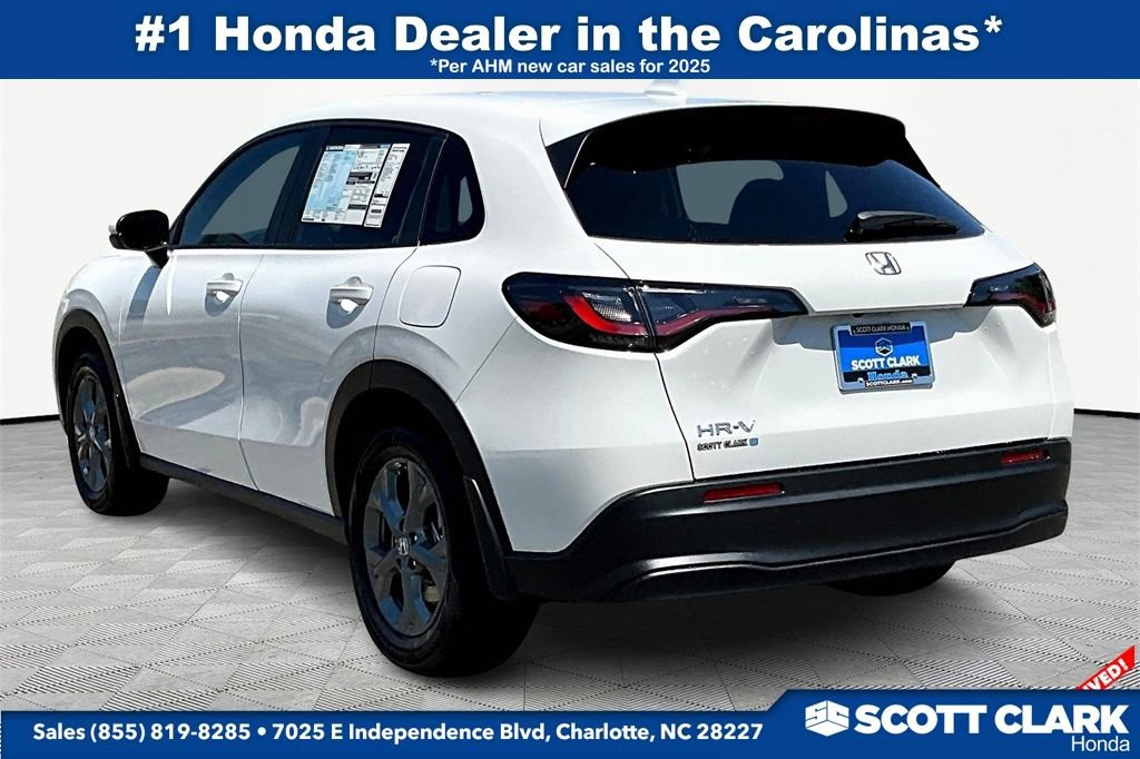 New 2027 Honda HR-V LX image 3